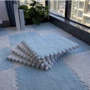Splice Carpet (Grey and Sea Blue)